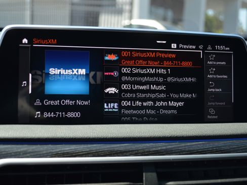 Used 2022 BMW 740i w/ M Sport Package image 18