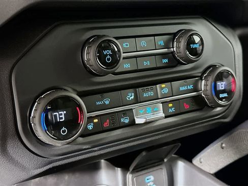 New 2025 Ford Bronco Raptor image 18