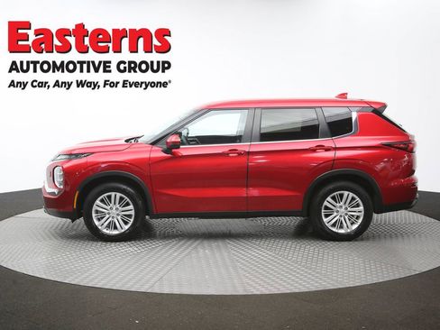 Used 2024 Mitsubishi Outlander ES AWD/4WD image 59