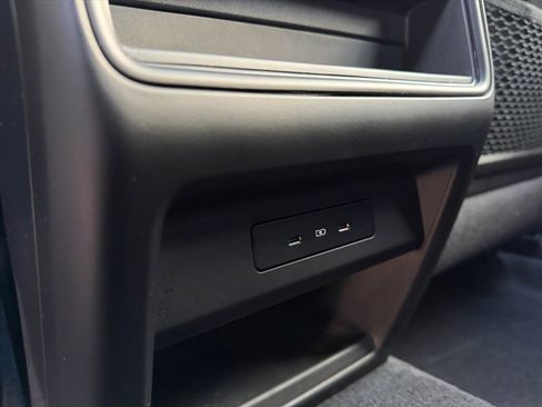 Used 2024 Porsche Cayenne Coupe AWD/4WD image 16