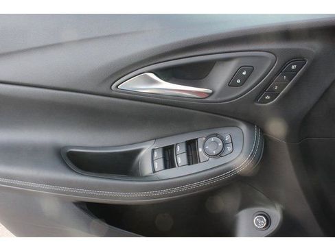 New 2026 Buick Encore GX Avenir w/ Avenir Technology Package AWD/4WD image 17