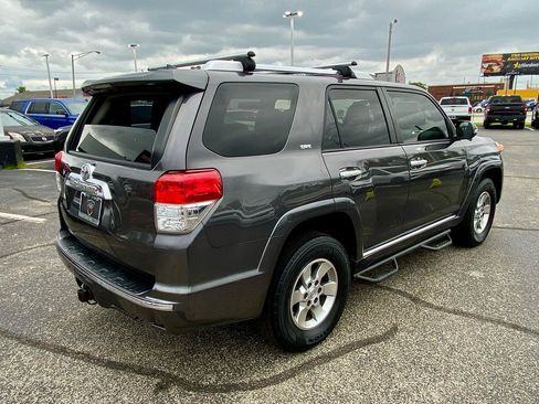 Used 2013 Toyota 4Runner SR5 w/ Convenience Pkg AWD/4WD image 8