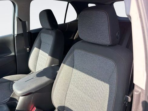 Used 2023 Chevrolet Equinox LT FWD image 22