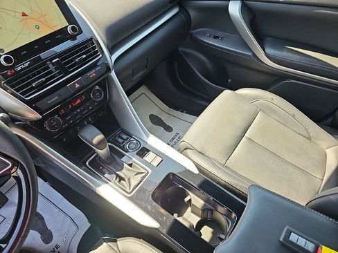 Used 2024 Mitsubishi Eclipse Cross SEL AWD/4WD image 27