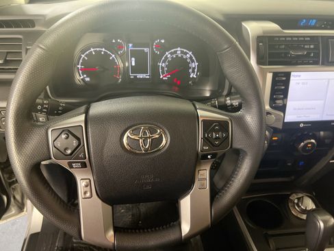 Used 2022 Toyota 4Runner SR5 image 11