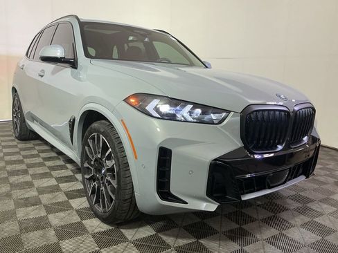 New 2026 BMW X5 xDrive50e AWD/4WD image 4