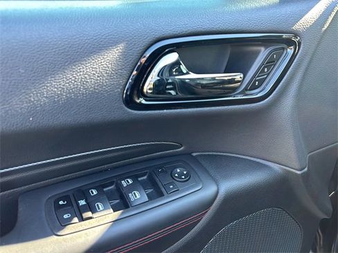 Certified 2024 Dodge Durango GT image 16