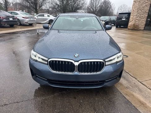 Used 2023 BMW 540i w/ Premium Package image 8