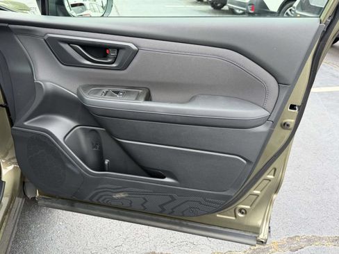 Certified 2026 Subaru Forester Premium AWD/4WD image 10