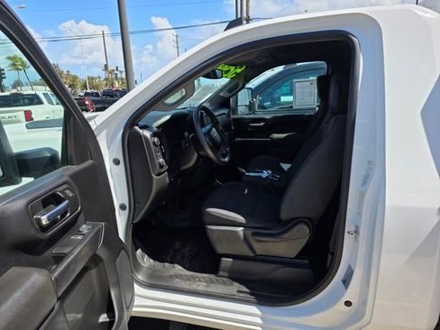 Used 2023 Chevrolet Silverado 2500 W/T w/ WT Convenience Package image 9