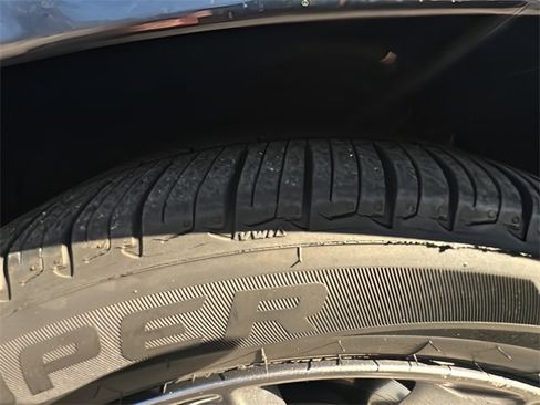 Certified 2019 Honda Civic EX image 5