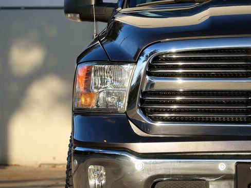 Used 2018 RAM 1500 Big Horn image 19