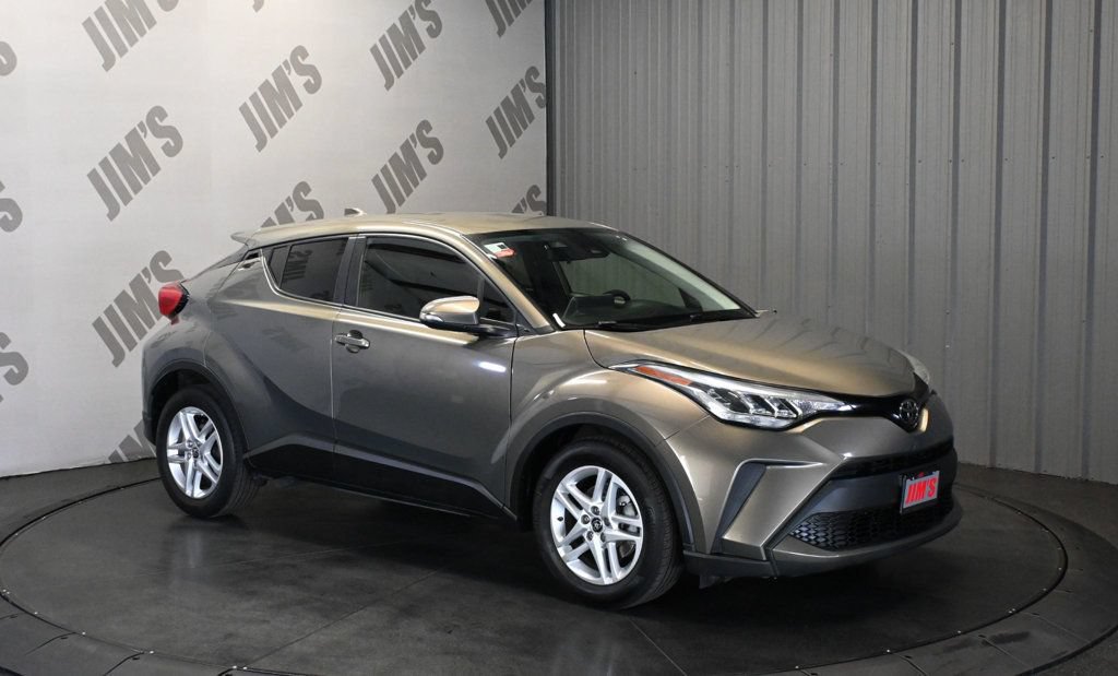 Used 2021 Toyota C-HR LE FWD image 3