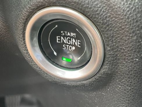 Used 2019 GMC Sierra 1500 SLT w/ SLT Premium Package AWD/4WD image 36