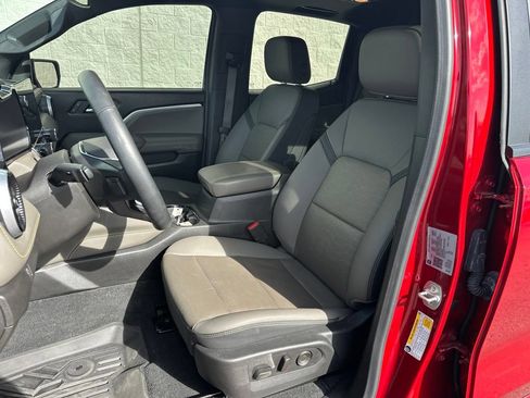 Used 2024 Chevrolet Colorado ZR2 w/ ZR2 Convenience Package III AWD/4WD image 14