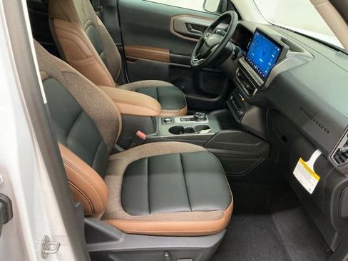 New 2026 Ford Bronco Sport Outer Banks AWD/4WD image 19