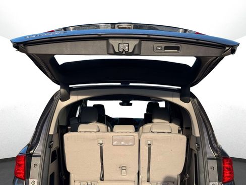 Used 2024 Honda Odyssey EX-L image 12