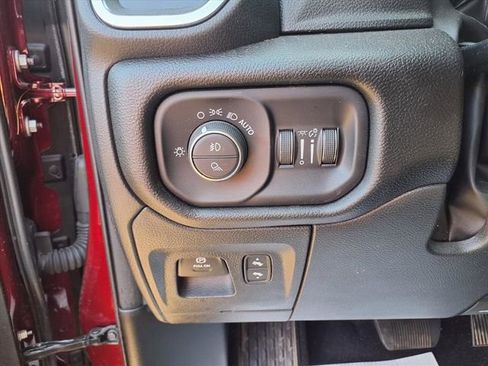 Used 2025 RAM 1500 Laramie image 11