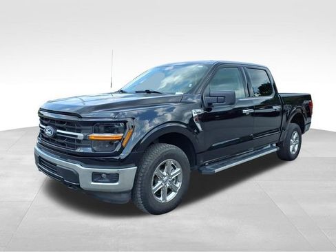 Used 2025 Ford F150 XLT w/ Equipment Group 301A Standard AWD/4WD image 2
