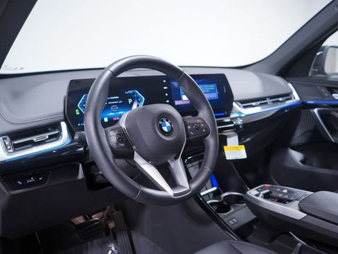 Used 2026 BMW X1 xDrive28i AWD/4WD image 6