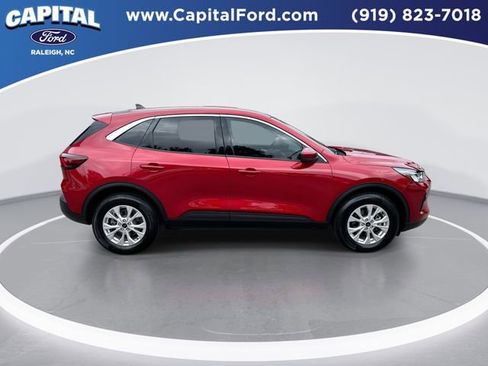 Certified 2023 Ford Escape Active w/ Tech Pack #2 image 9