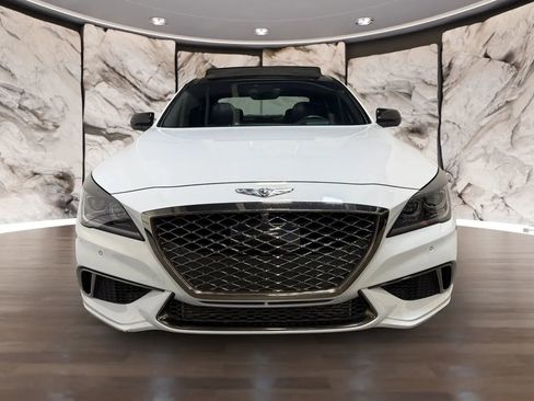 Used 2018 Genesis G80 3.3T Sport RWD image 3