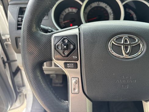 Used 2015 Toyota Tacoma 4x4 Double Cab w/ SR5 Package image 19