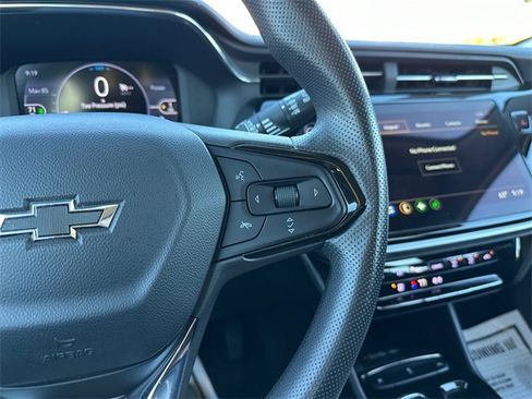 Used 2023 Chevrolet Bolt EUV LT w/ Driver Confidence Package image 22