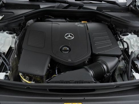 New 2026 Mercedes-Benz GLC 300 image 30