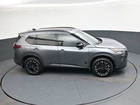 Used 2026 Nissan Rogue Dark Armor AWD/4WD image 25