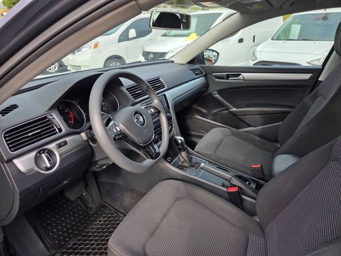 Used 2016 Volkswagen Passat 1.8T S FWD image 14