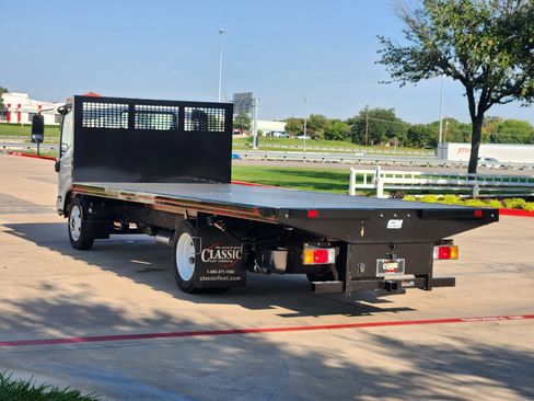 New 2024 Chevrolet Low Cab Forward image 3