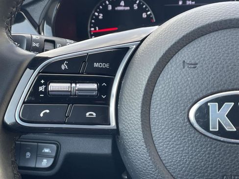 Used 2021 Kia Seltos EX image 28