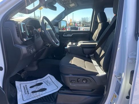 New 2026 Chevrolet Silverado 2500 LT w/ Trail Boss Package image 16