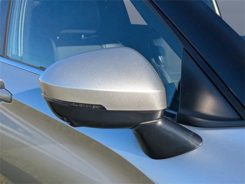 Used 2023 Mitsubishi Outlander SE image 10