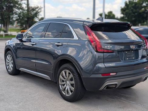 Used 2019 Cadillac XT4 Premium Luxury w/ Cold Weather Package FWD image 4