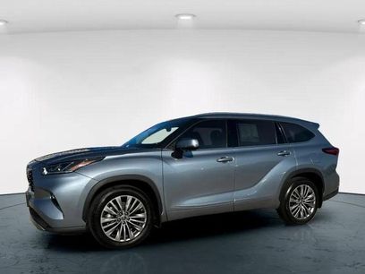 Used 2021 Toyota Highlander Platinum
