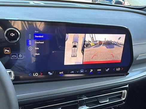 New 2026 Chevrolet Traverse LT w/ Driver Confidence Package FWD image 25