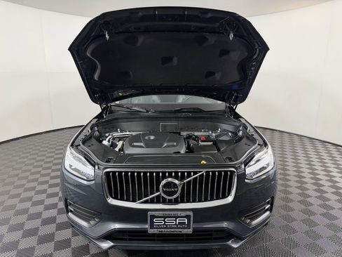 Used 2021 Volvo XC90 T6 Momentum w/ Climate Package AWD/4WD image 43