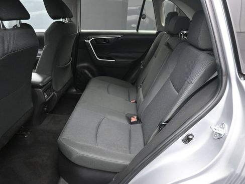 Certified 2022 Toyota RAV4 LE AWD/4WD image 20