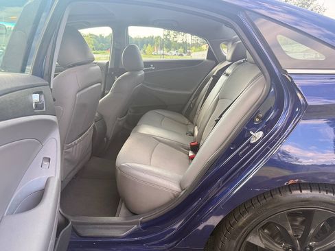 Used 2011 Hyundai Sonata SE w/ Navigation & Sunroof Pkg 4 FWD image 13