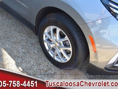 Used 2024 Chevrolet Equinox LT image 12