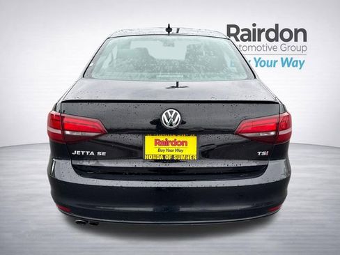 Used 2018 Volkswagen Jetta Sport image 8