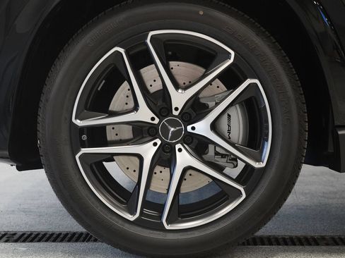 New 2026 Mercedes-Benz GLE 53 AMG 4MATIC Coupe image 11