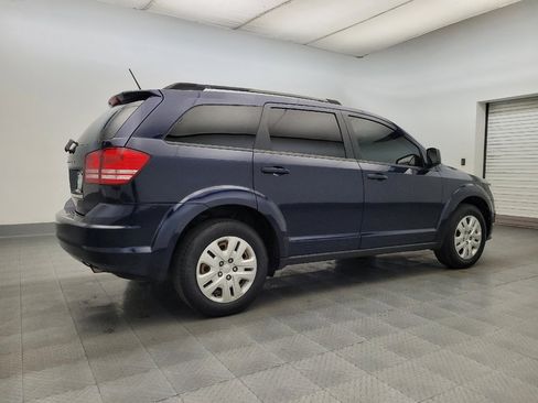 Used 2017 Dodge Journey SE w/ Flexible Seating Group image 10