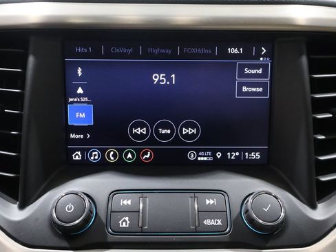 Used 2022 GMC Acadia Denali w/ Denali Ultimate Package image 32