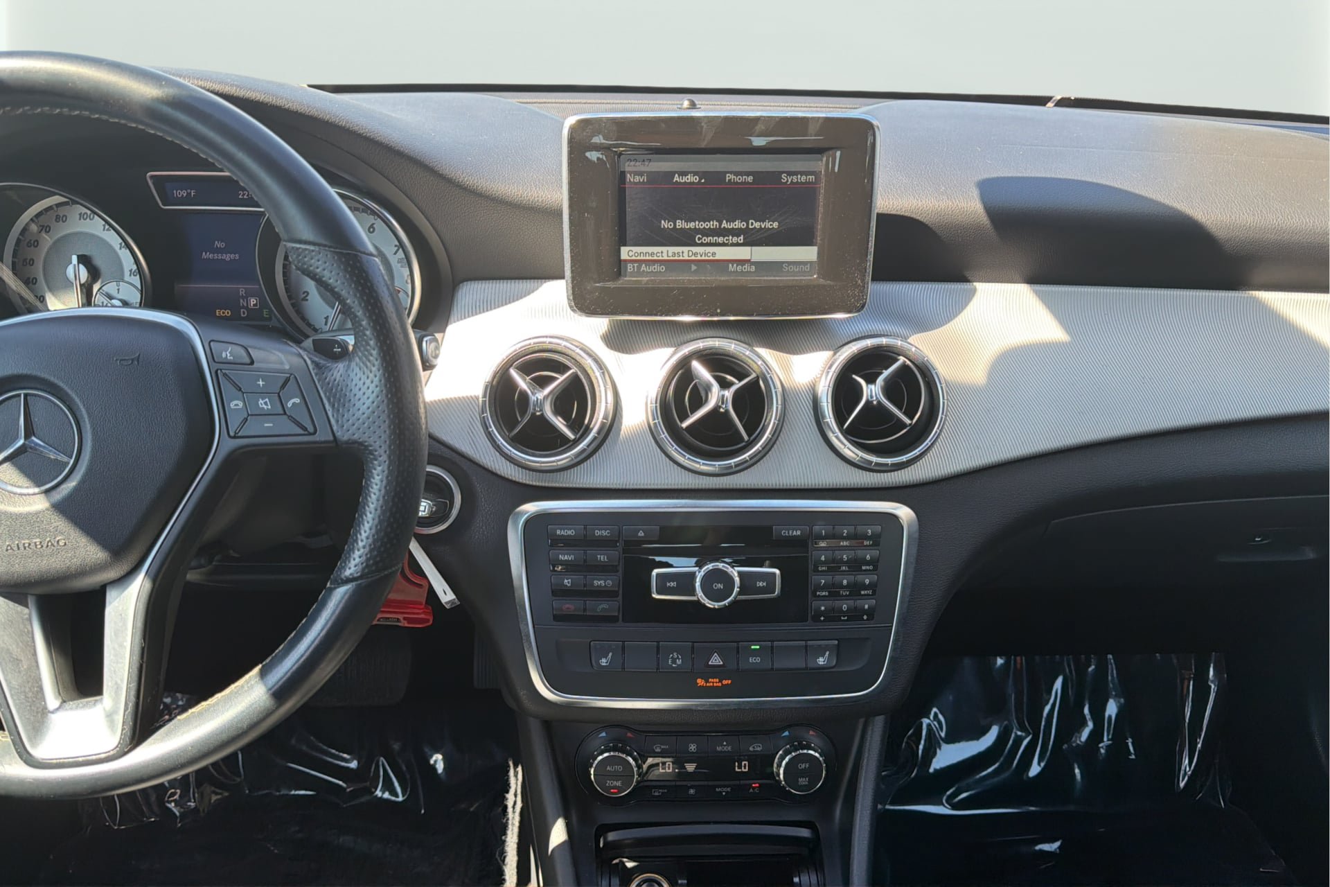 Used 2014 Mercedes-Benz CLA 250 image 15