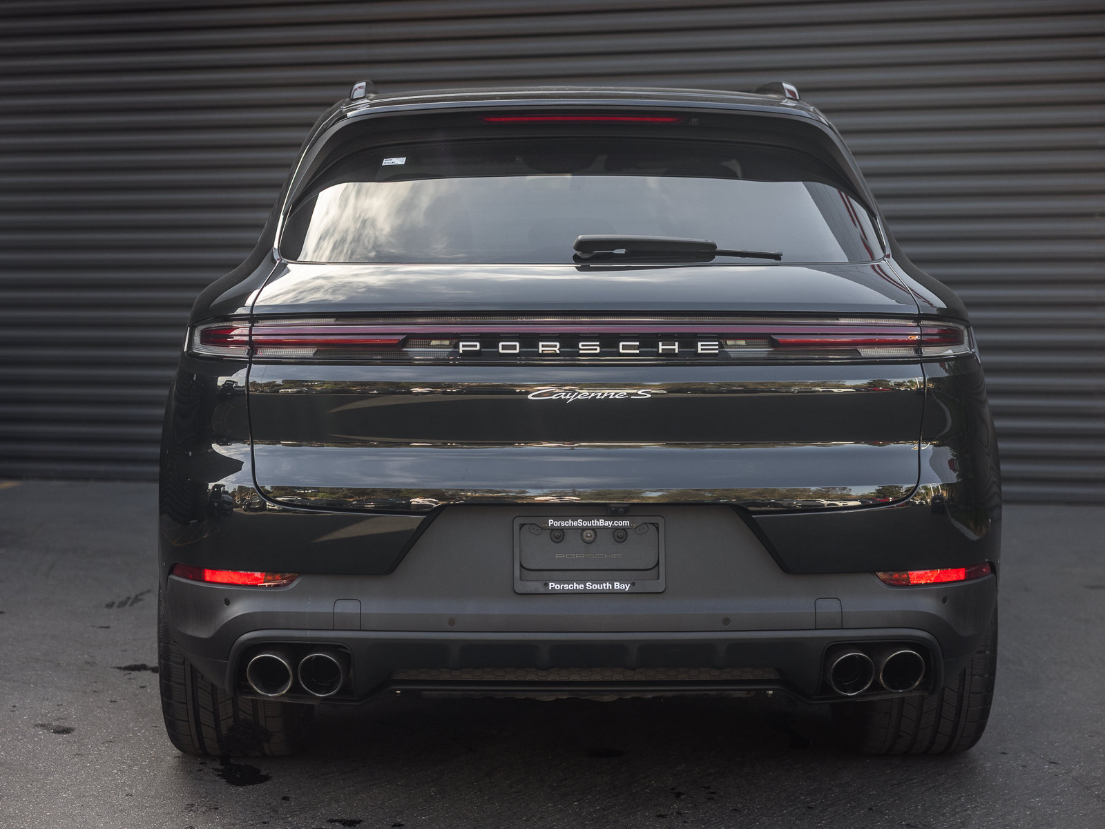 Certified 2024 Porsche Cayenne S AWD/4WD image 8