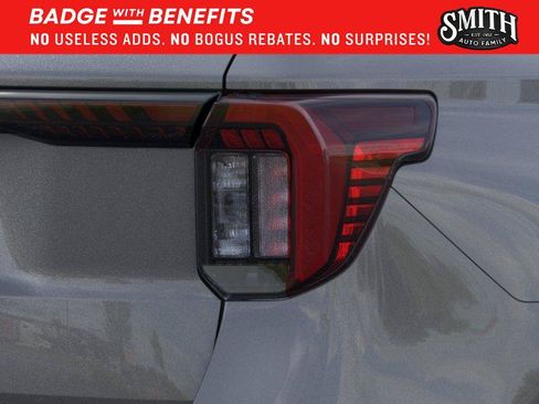New 2026 Ford Explorer Active RWD image 22