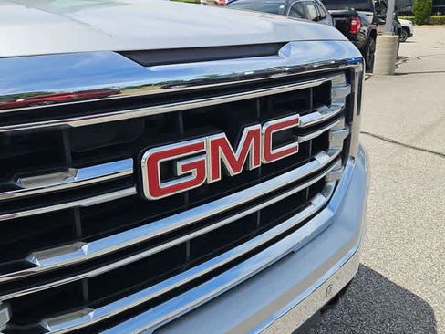 Used 2018 GMC Sierra 1500 SLT AWD/4WD image 22